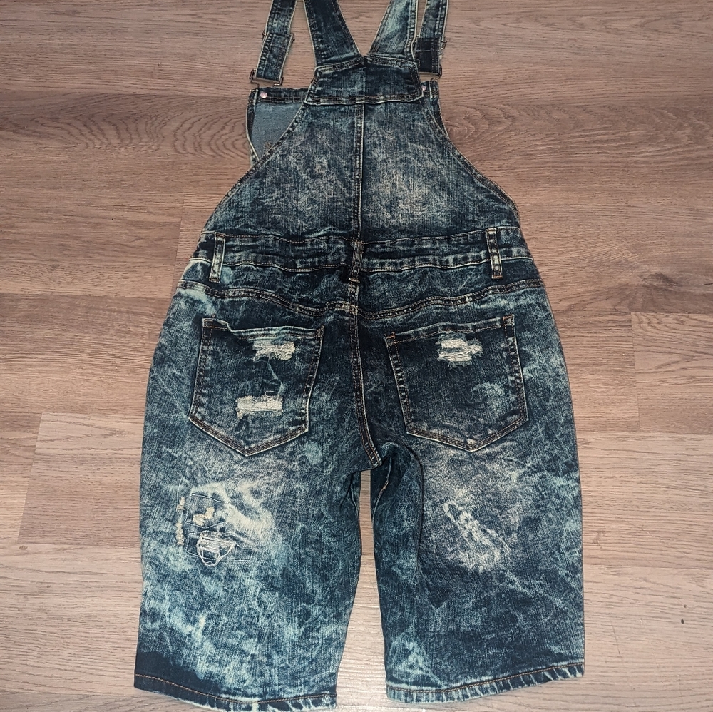 Fashion Bib Overall Shorts - Picture 8 of 9